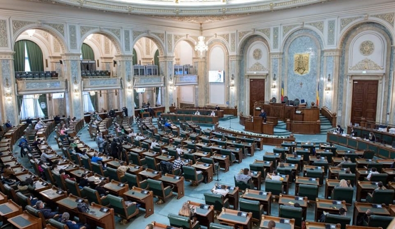 Propunere legislativă: Dreptul de a practica o profesie, prin examen de admitere sau pentru românii cu diplome obţinute în străinătate
