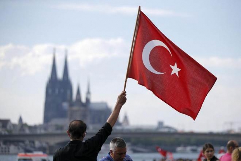 Comisia Europeană prezintă un raport critic la adresa Turciei: Standardele pentru aderare nu sunt îndeplinite
