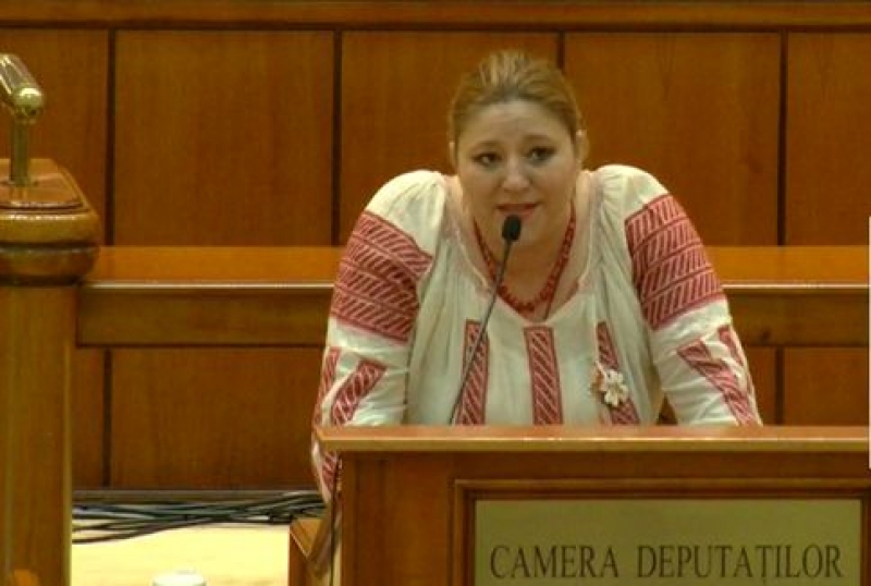 Diana Șoșoacă a acuzat Ucraina de încălcarea libertății religioase și a drepturilor omului, sesizând Comisia Europeană și Parlamentul European/ Document