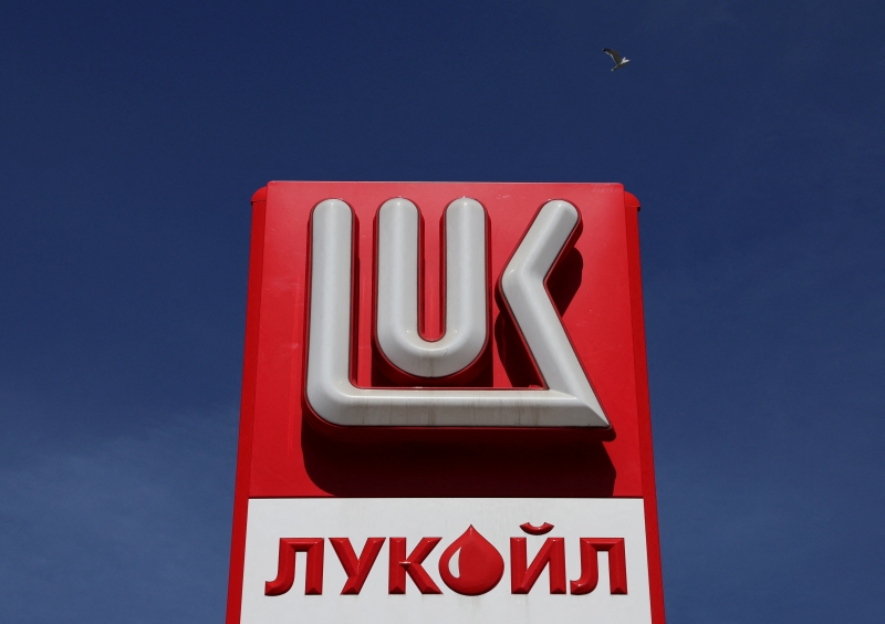 Lukoil a utilizat o breșă în sistemul de sancțiuni al UE pentru a rafina milioane de barili de petrol în Bulgaria.