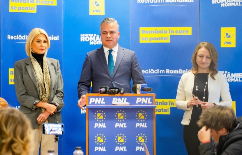 Adrian Veştea nu vede plecarea primarilor liberali către PSD ca o pierdere pentru PNL.