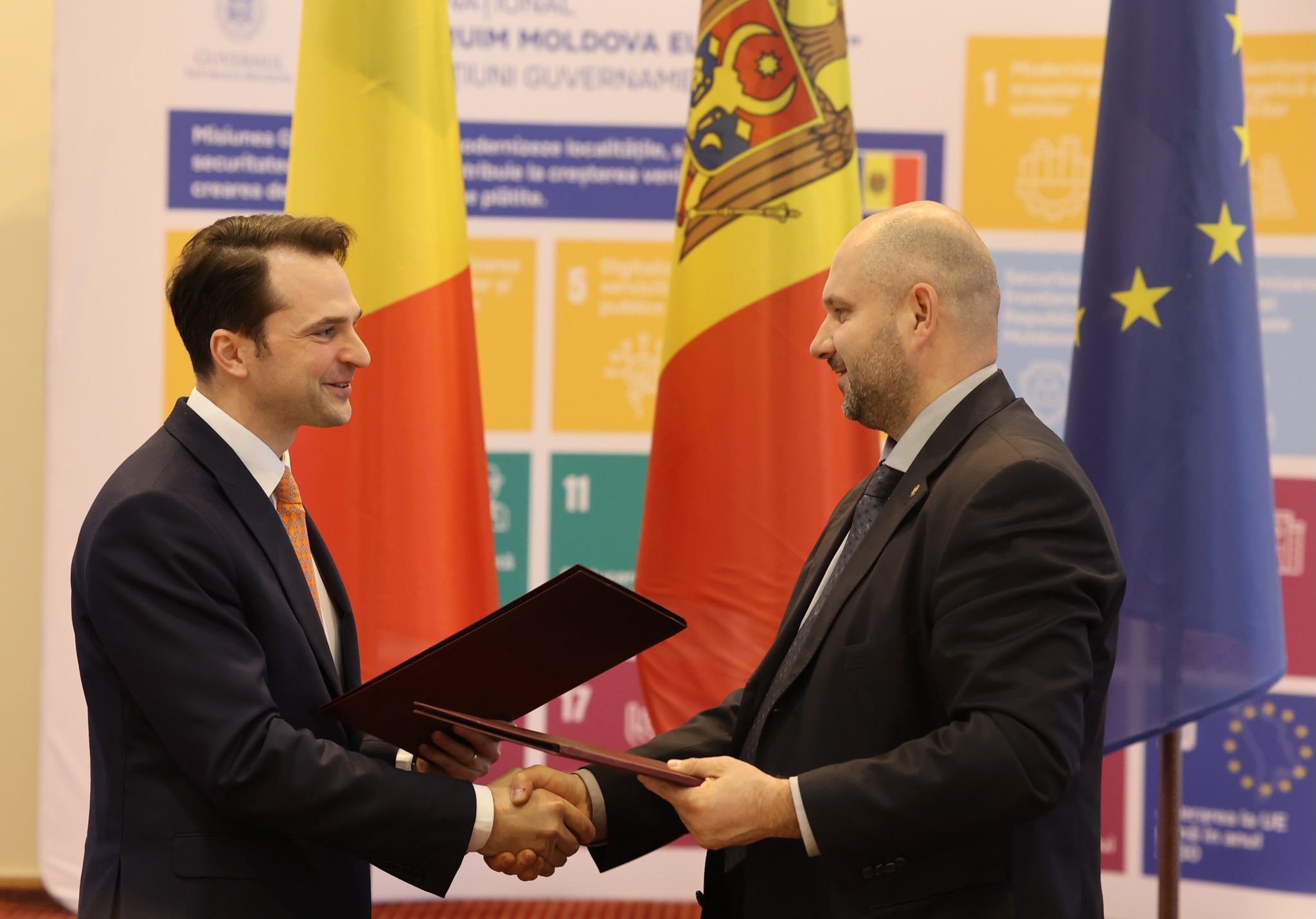 Cooperare între România și Republica Moldova pentru interconectarea rețelelor de gaze naturale şi energie electrică 