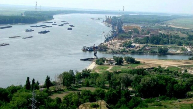 Specialiștii afirmă că debitul Dunării la intrarea în România este de 5.600 metri cubi pe secundă, sub media multianuală pentru luna aprilie.